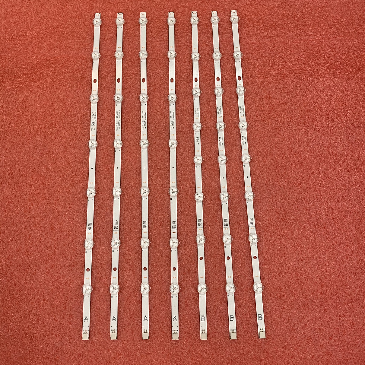 VES550QNDS-2D-N13  17DLB55NER1-A 17DLB55NER1-B 7 PCS(4*A 3*B) tv led backlight strip